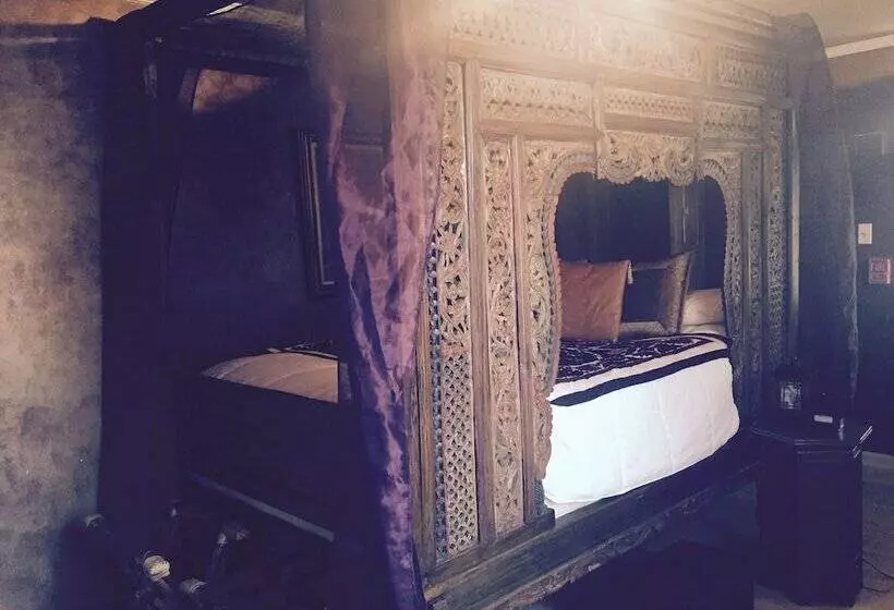 Grace Manor Bed And Breakfast