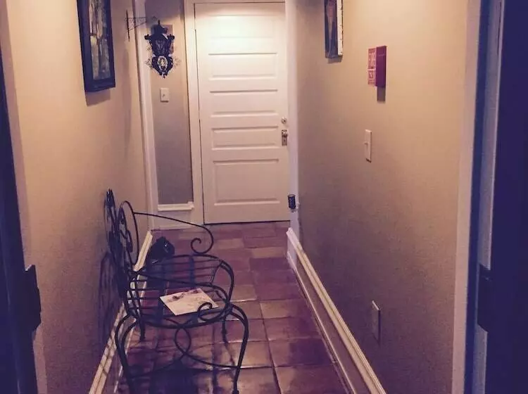 Grace Manor Bed And Breakfast