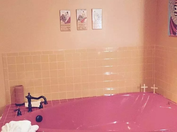 Grace Manor Bed And Breakfast