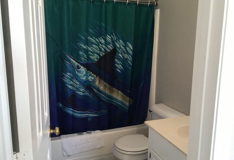 汽车旅馆  Hatteras Harbor Marina