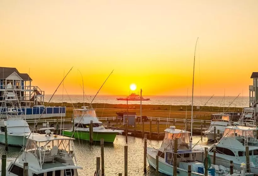 Motelli Hatteras Harbor Marina