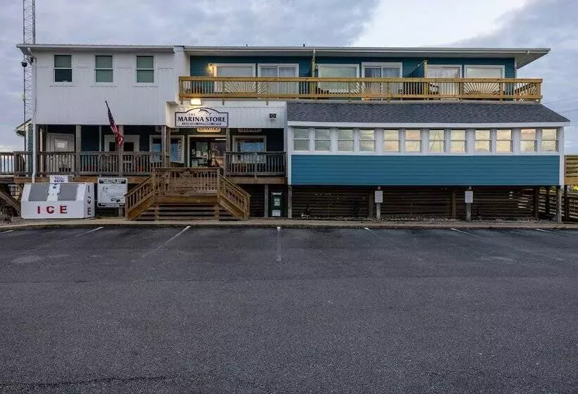 Motelli Hatteras Harbor Marina