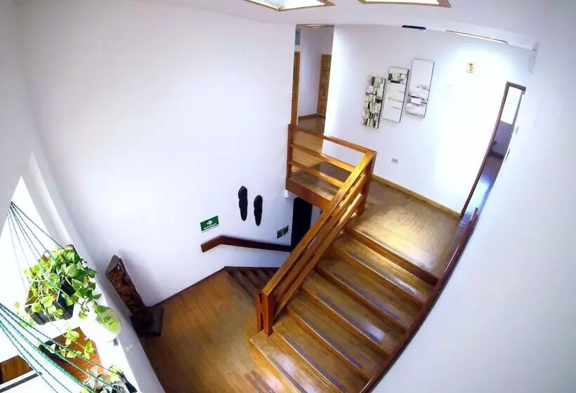 Hostal De La 57   Hostel