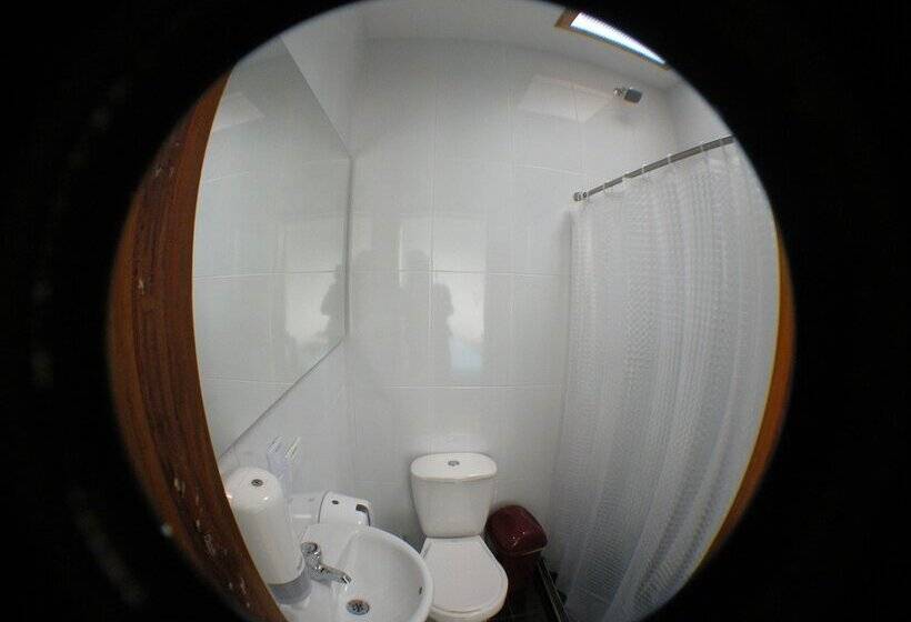 Hostal De La 57   Hostel