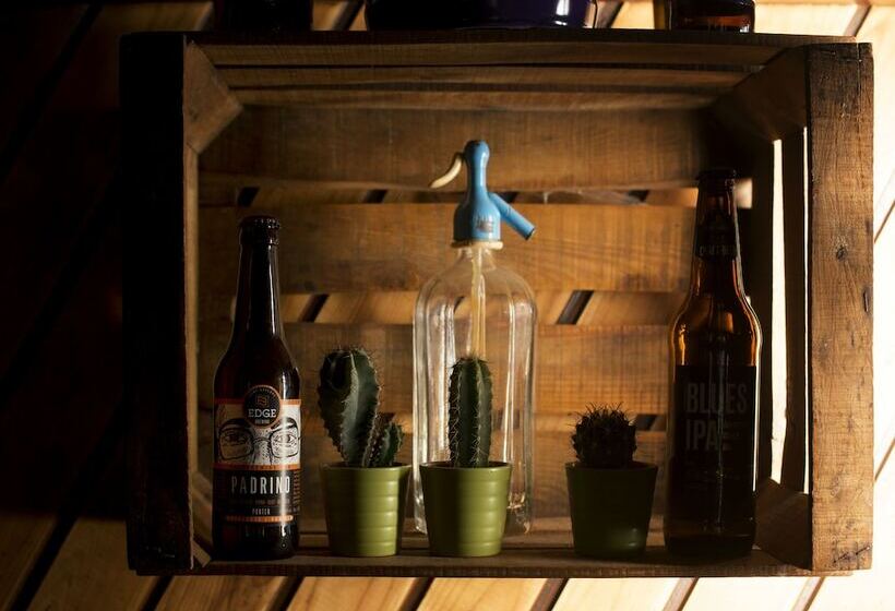 مسافرخانه Ostería Roc N Cris Homebrew