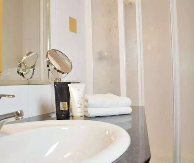 ホテル Appartements Aurikel Corso