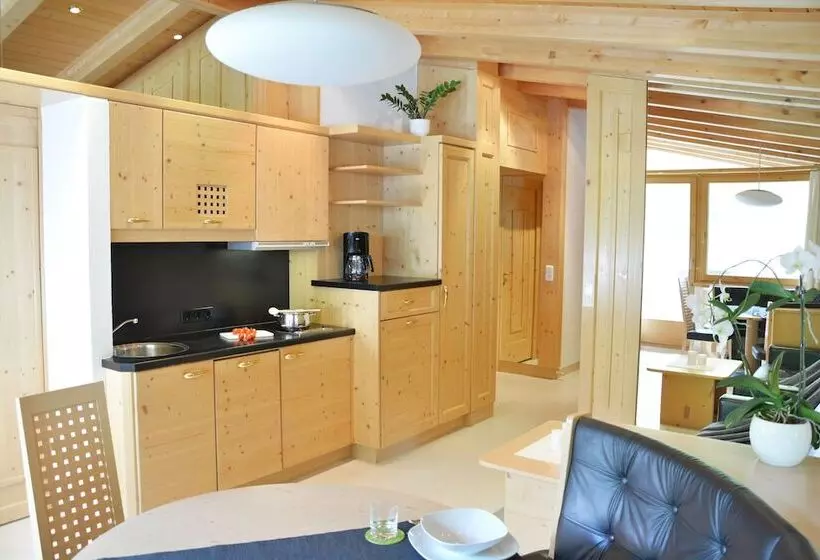 ホテル Appartements Aurikel Corso