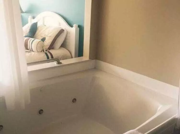 Hotelli Beachfront Resort