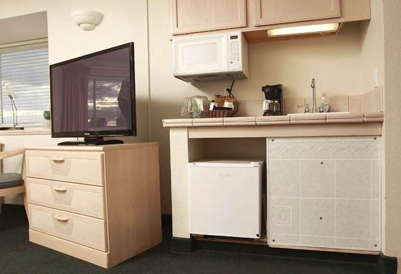 Otel Beachfront Resort