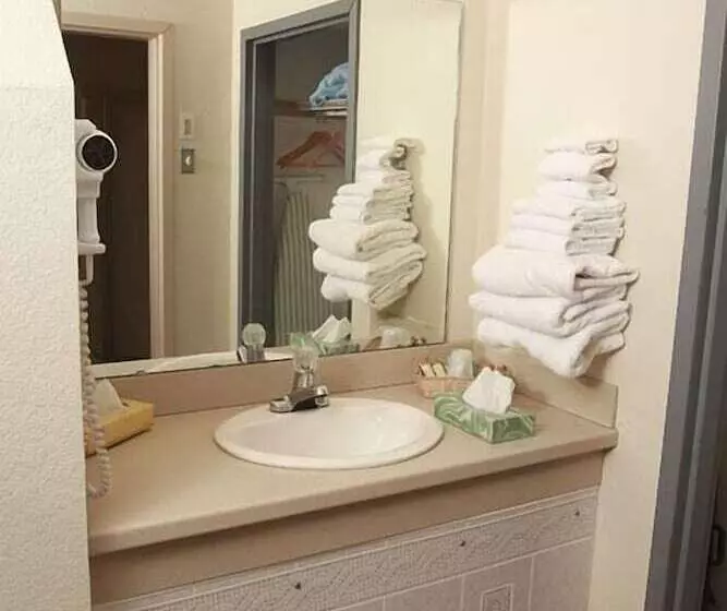 Hotelli Beachfront Resort