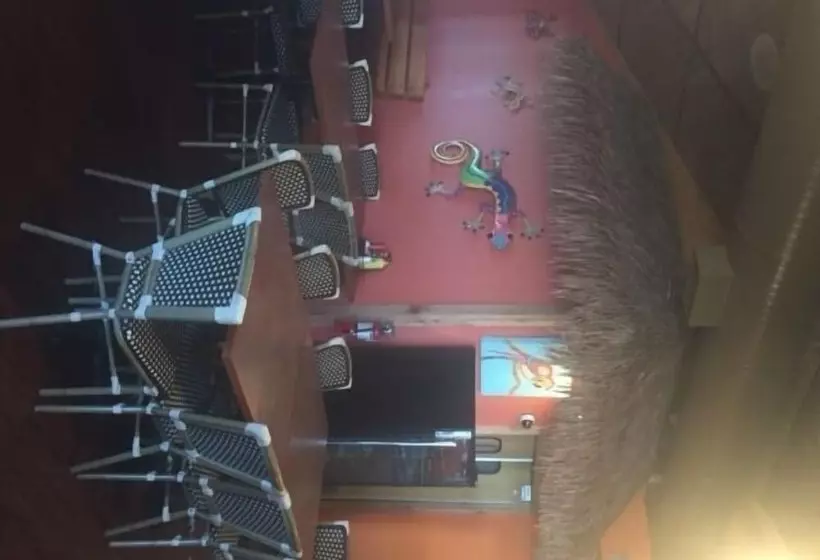 Hotelli Beachfront Resort