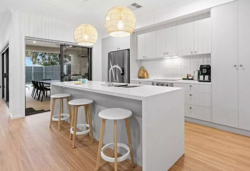 Hotelli Renmark River Villas And Boats & Bedzzz