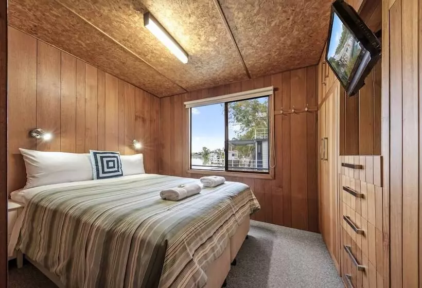 Hotelli Renmark River Villas And Boats & Bedzzz