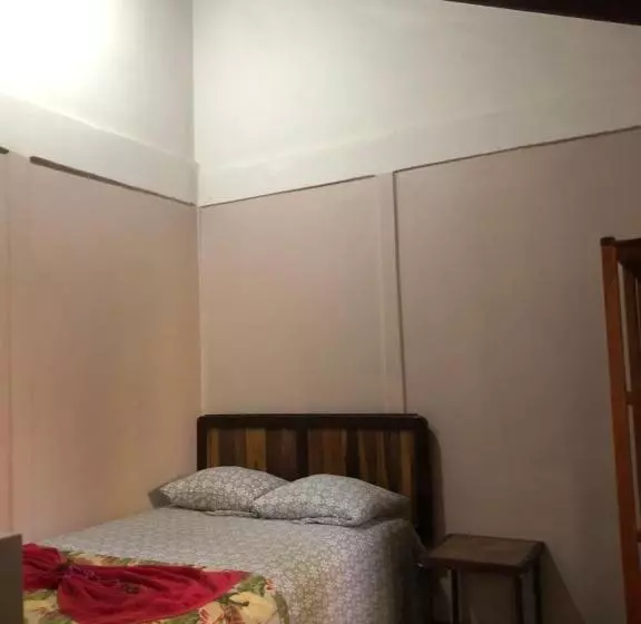 Hotelli Cabinas Tropicales