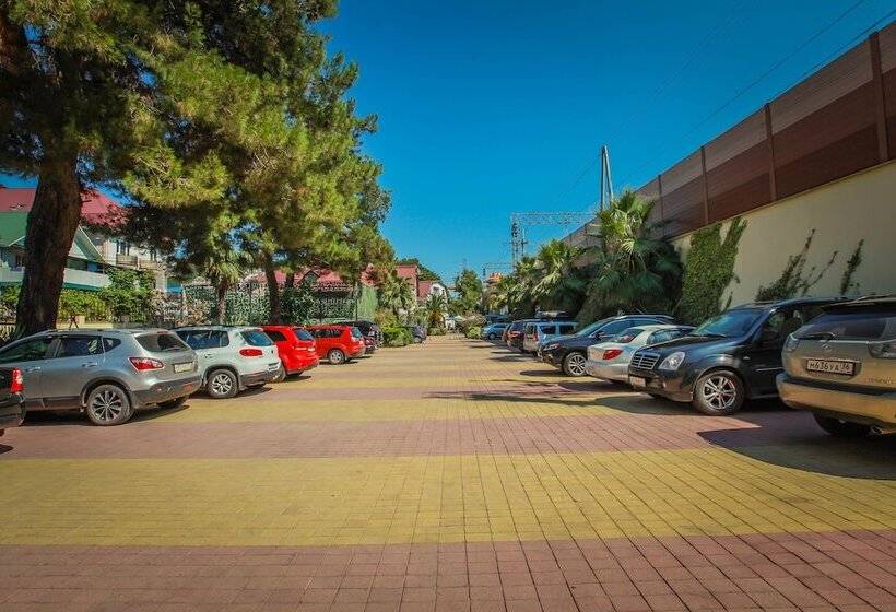 בית מלון כפרי Genrih I