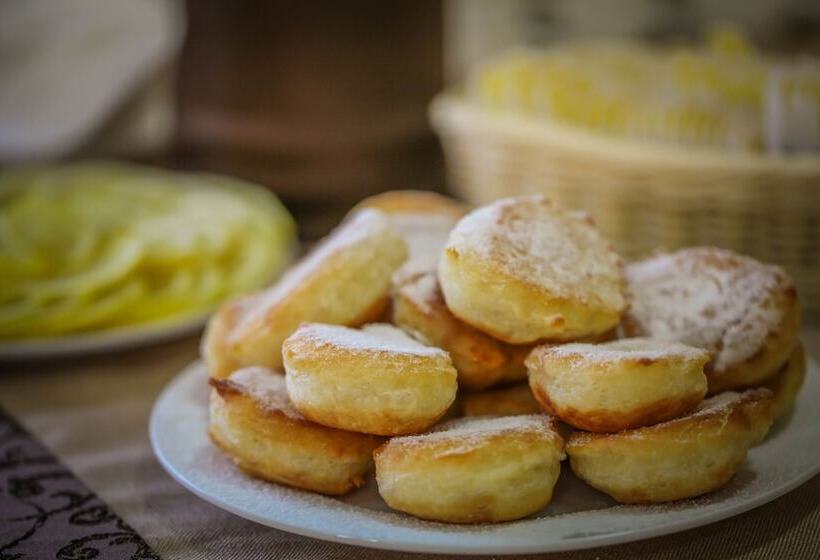 בית מלון כפרי Genrih I