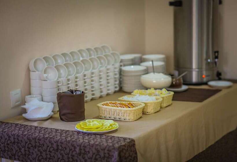 בית מלון כפרי Genrih I