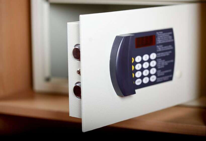 فندق Hôtel Bristol