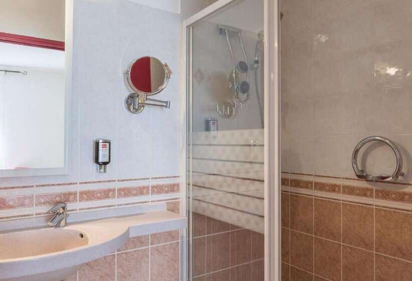 فندق Hôtel Bristol