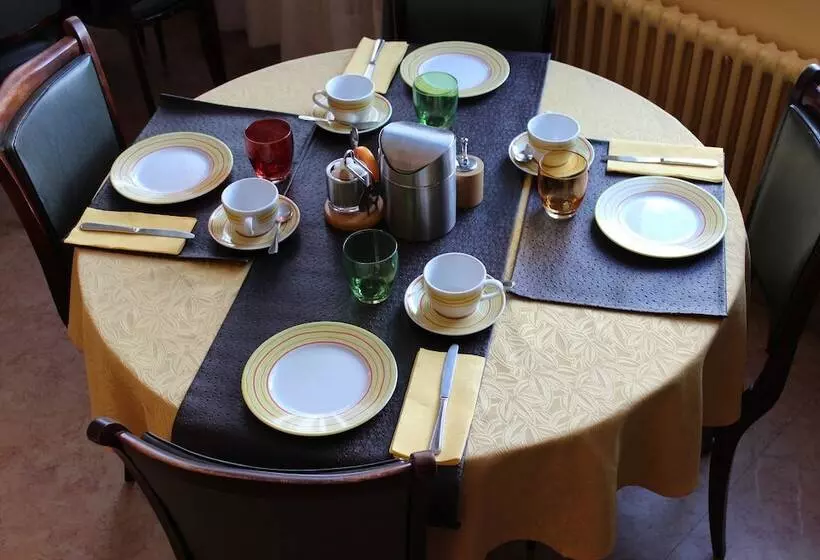 ホテル Hôtel Bristol