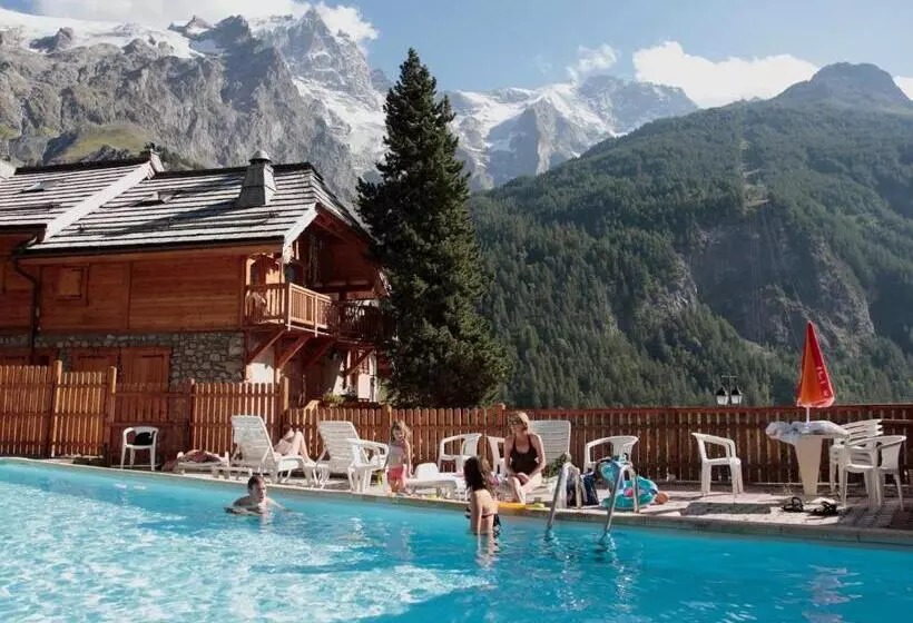 Hotelli Hôtel Castillan