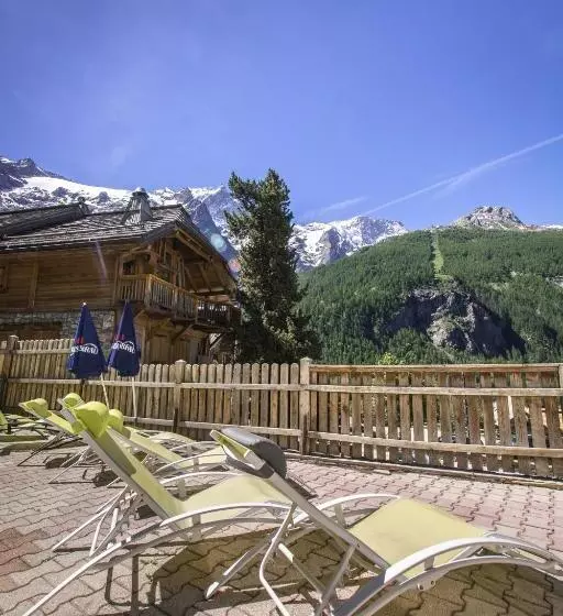 Hotelli Hôtel Castillan