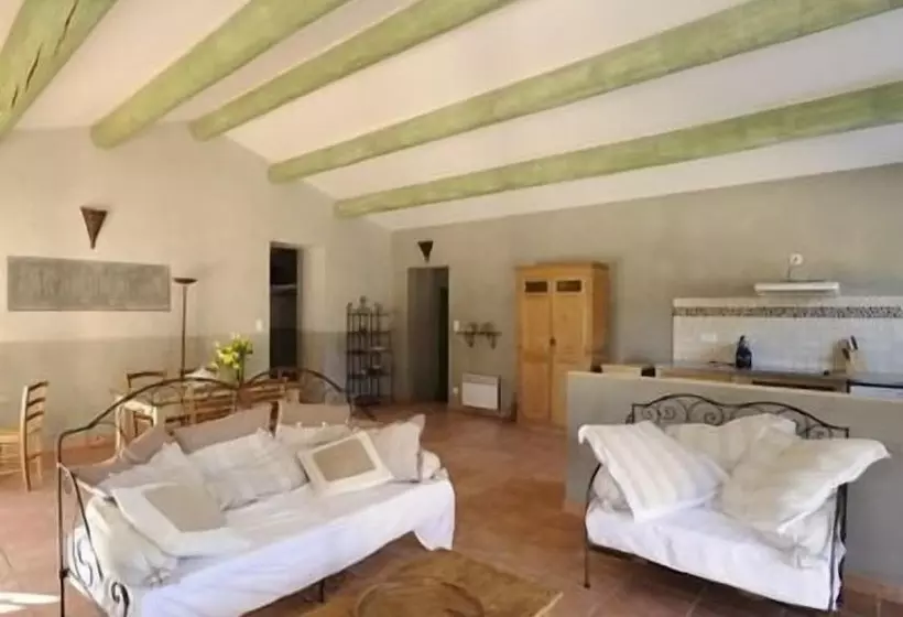 Hotelli La Ferme Du Gros Noyer