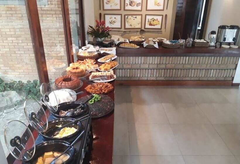 Hotel Marinas Pousada