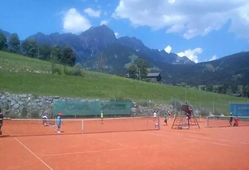 ホテル Mountain Apart Simonhof