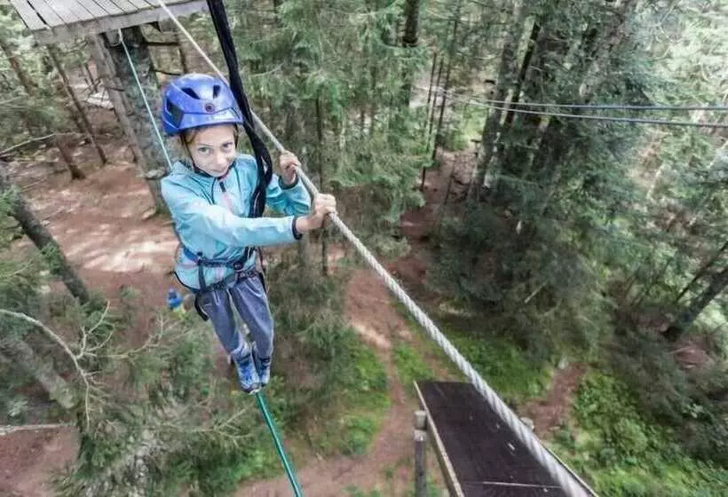 ホテル Mountain Apart Simonhof