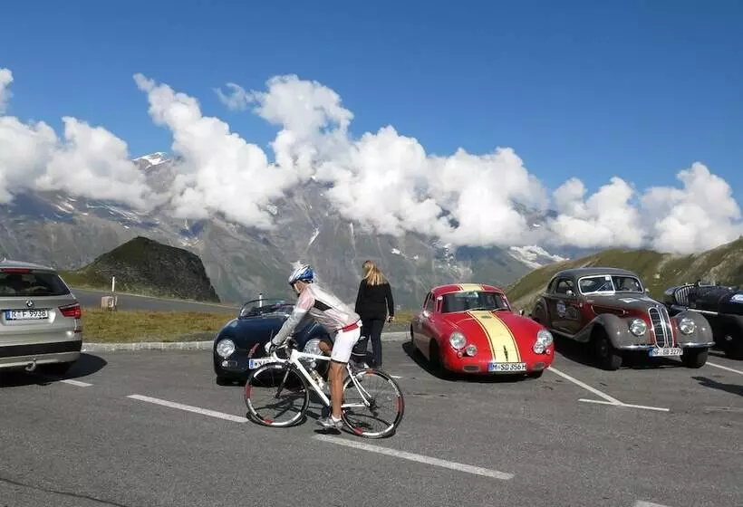 ホテル Mountain Apart Simonhof