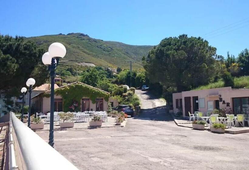 فندق Hôtel Résidence U Nebbiu