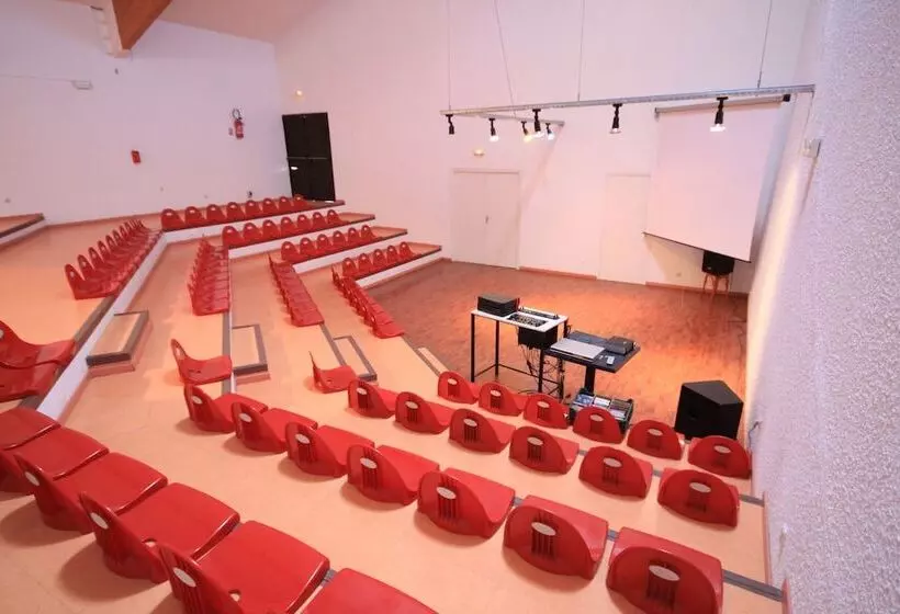 Hotelli Hôtel Résidence U Nebbiu