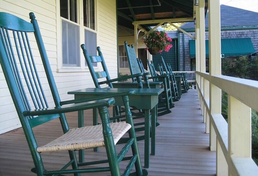 Отель The Claremont