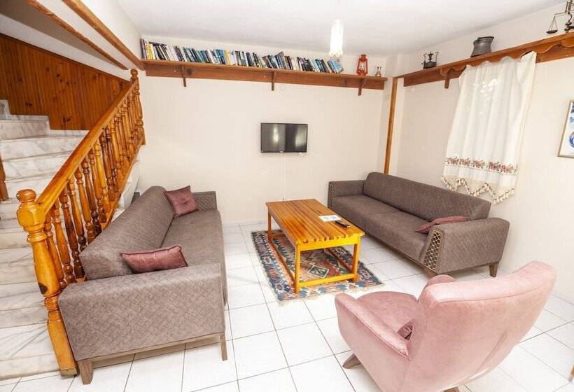 בית מלון כפרי Villa Gardenia Apart