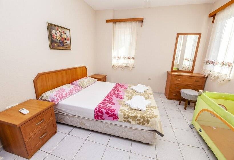 בית מלון כפרי Villa Gardenia Apart