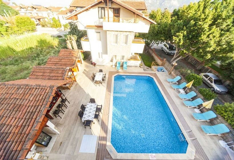 בית מלון כפרי Villa Gardenia Apart