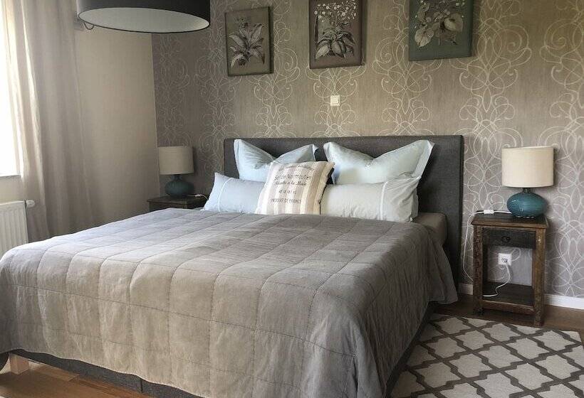 Luxus Ferienapartment “ Im Feldle „