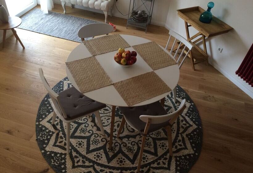 Luxus Ferienapartment “ Im Feldle „