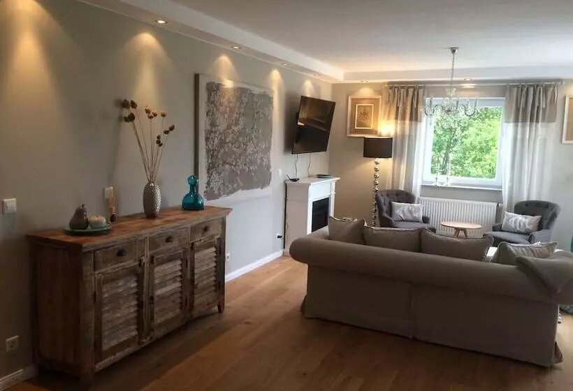 Luxus Ferienapartment “ Im Feldle „