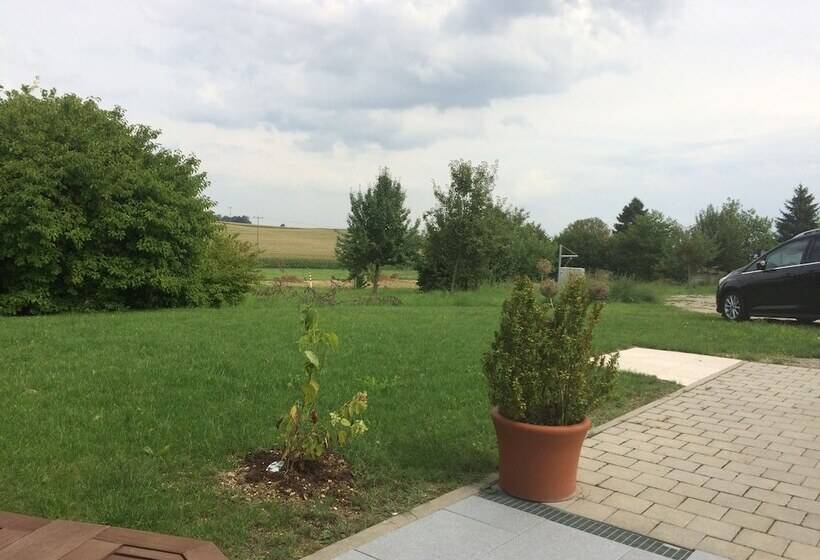 Luxus Ferienapartment “ Im Feldle „