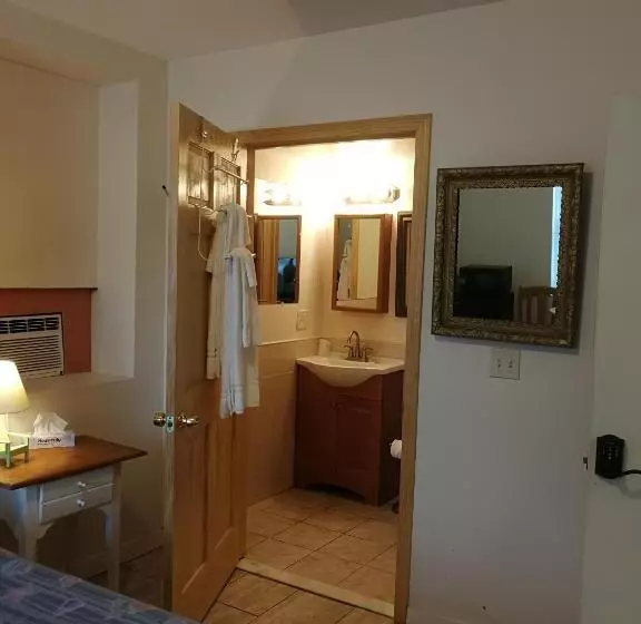 モーテル Pine View Lodge