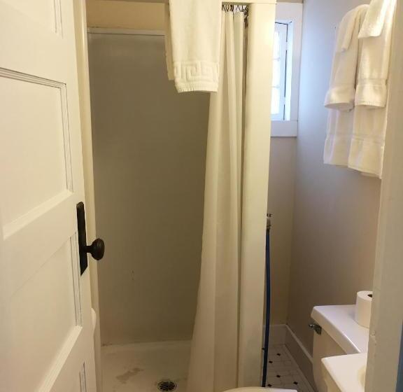 Motelli Pine View Lodge