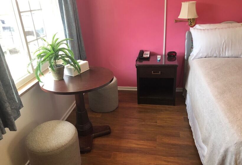 モーテル The Baxa Inn