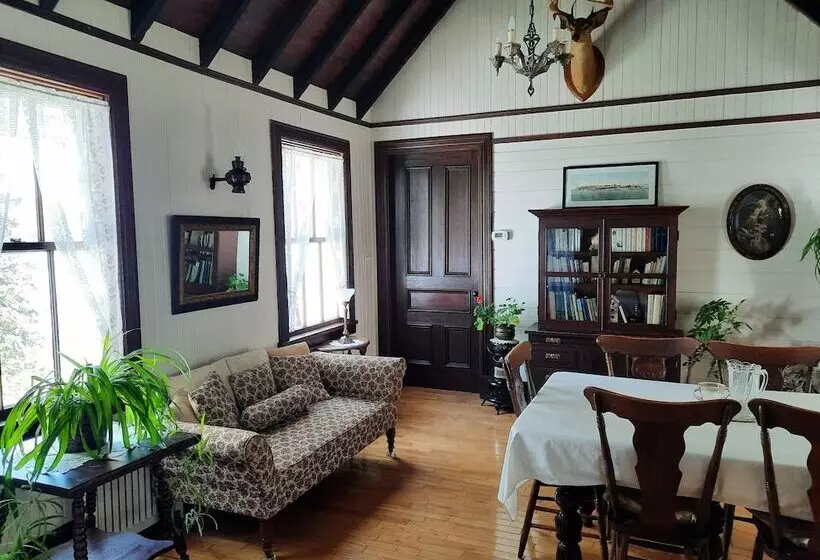 Majatalo Auberge Marie Blanc