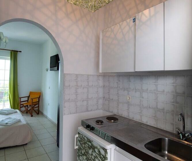 پانسیون Bella Casa Studios