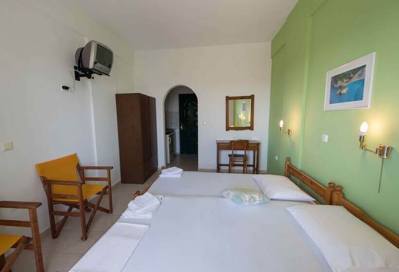 پانسیون Bella Casa Studios