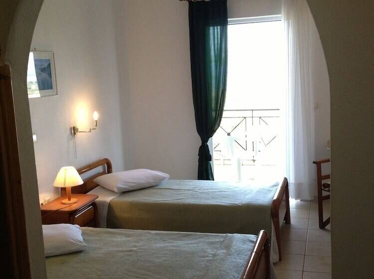 پانسیون Bella Casa Studios