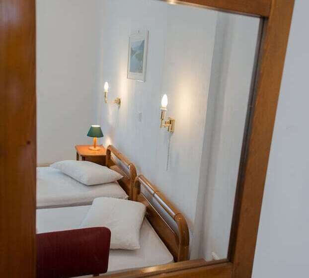 پانسیون Bella Casa Studios