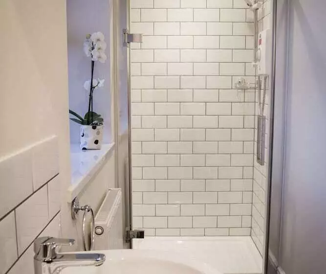 ペンション Fair Oak House Exeter Airport